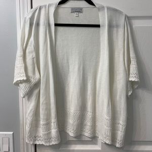 NWT cream sleeved wrap size 1X